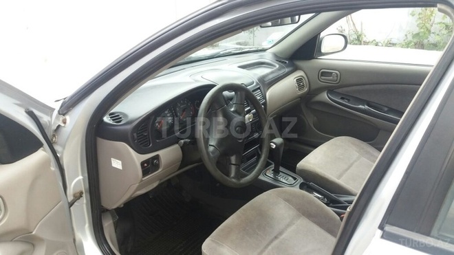 Nissan Sunny 2001, 220,000 km - 1.6 l - Sumqayıt