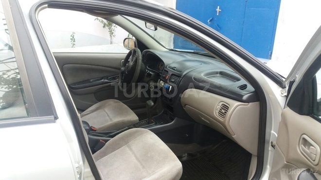 Nissan Sunny 2001, 220,000 km - 1.6 l - Sumqayıt