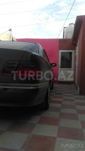Mercedes E 220 2001, 255,858 km - 2.2 l - Bakı