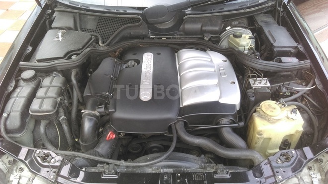 Mercedes E 220 2001, 255,858 km - 2.2 l - Bakı
