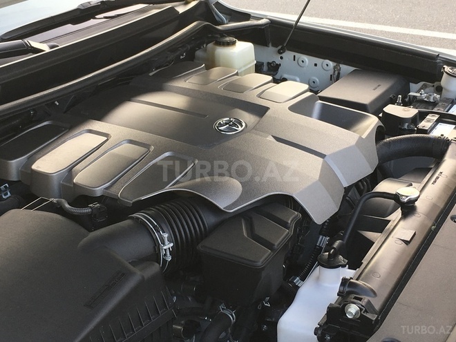 Toyota Land Cruiser 2014, 25,800 km - 4.6 l - Bakı