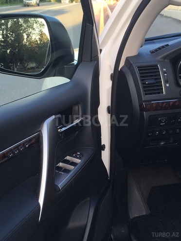 Toyota Land Cruiser 2014, 25,800 km - 4.6 l - Bakı