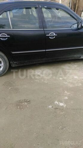 Mercedes E 240 2000, 186,000 km - 2.4 l - Bakı