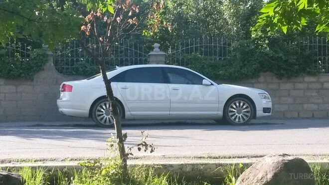 Audi A6 2006, 118,000 km - 3.2 л - Bakı