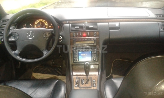 Mercedes E 240 2001, 212,000 km - 2.4 л - Bakı