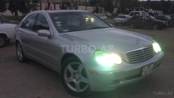 Mercedes C 240 2001, 340,000 km - 2.6 l - Sumqayıt
