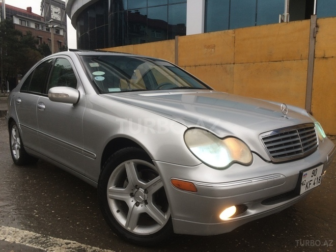 Mercedes C 240 2001, 340,000 km - 2.6 l - Sumqayıt