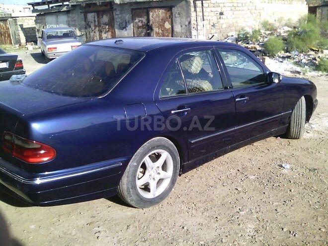 Mercedes E 320 1999, 200,000 km - 3.2 l - Mingəçevir