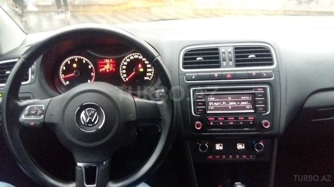 Volkswagen Polo 2014, 46,000 km - 1.6 l - Bakı