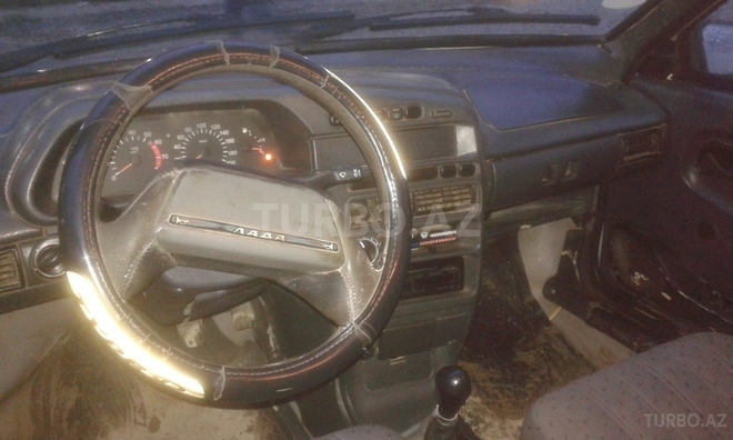 LADA (VAZ) 21099 2003, 255,000 km - 1.6 l - Salyan