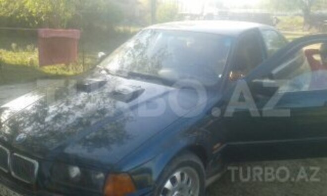 BMW 318 1996, 200,000 km - 0.2 l - Sumqayıt