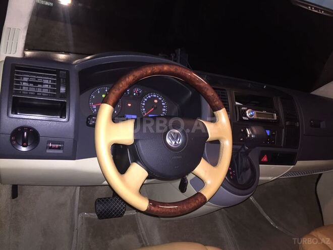 Volkswagen Caravelle 2009, 22,000 km - 3.2 l - Bakı