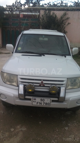 Mitsubishi Pajero io 1999, 133,000 km - 1.8 л - Bakı