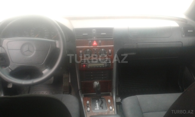 Mercedes C 180 1996, 258,263 km - 1.8 l - Bakı