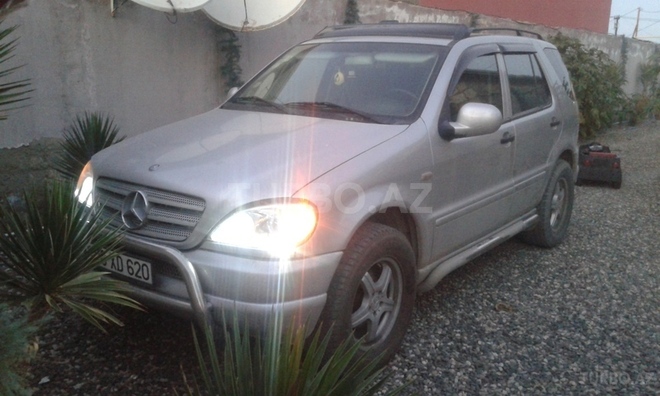 Mercedes ML 320 2000, 177,000 km - 3.2 l - Bakı