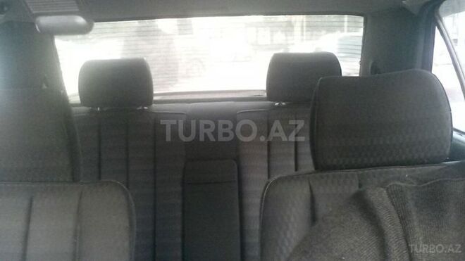 Mercedes E 200 1991, 163,577 km - 2.0 l - Bakı