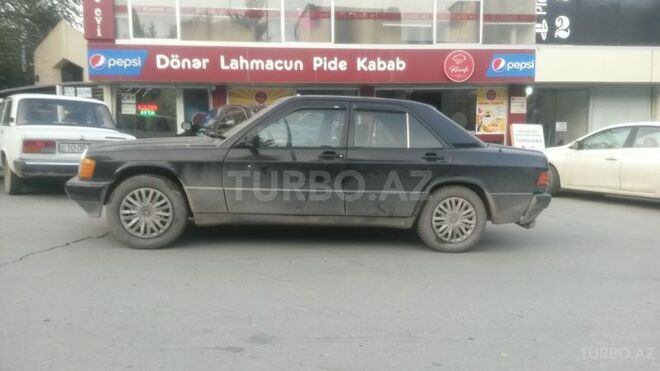 Mercedes E 200 1991, 163,577 km - 2.0 l - Bakı