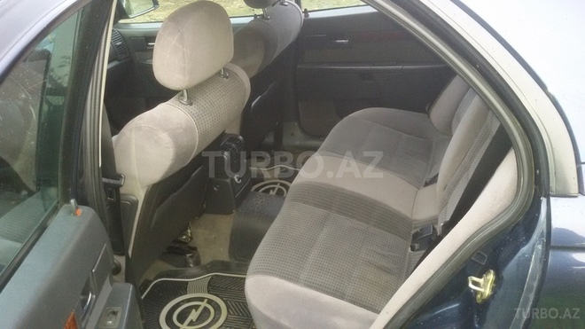 Opel Omega 1999, 230,000 km - 2.2 l - Beyləqan