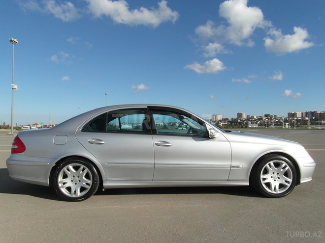 Mercedes E 240 2002, 250,000 km - 2.6 l - Bakı
