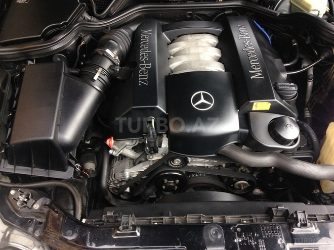 Mercedes E 240 1999, 219,930 km - 2.4 l - Bakı