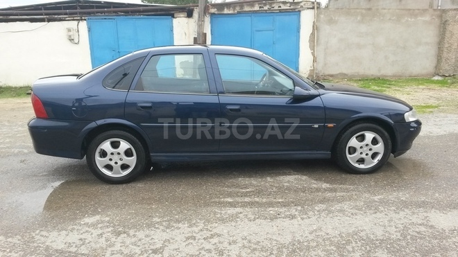 Opel Vectra 1999, 11,111 km - 1.6 л - Sumqayıt