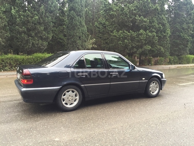 Mercedes C 200 1997, 257,000 km - 2.0 l - Sumqayıt