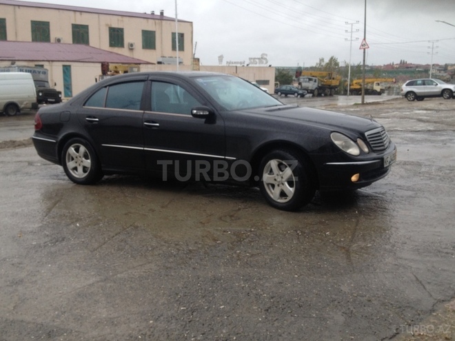 Mercedes E 220 2002, 380,000 km - 2.2 l - Ağdam