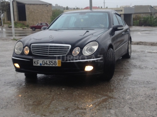Mercedes E 220 2002, 380,000 km - 2.2 l - Ağdam