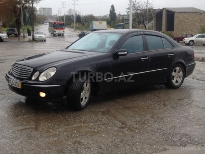 Mercedes E 220 2002, 380,000 km - 2.2 l - Ağdam