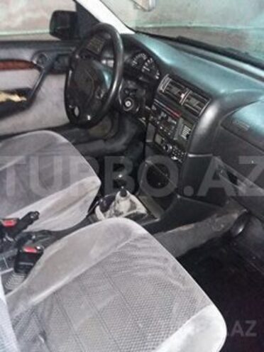 Opel Vectra 1994, 244,453 km - 2.0 l - Bakı
