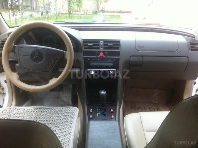 Mercedes C 230 1997, 238,000 km - 2.3 l - Sabirabad