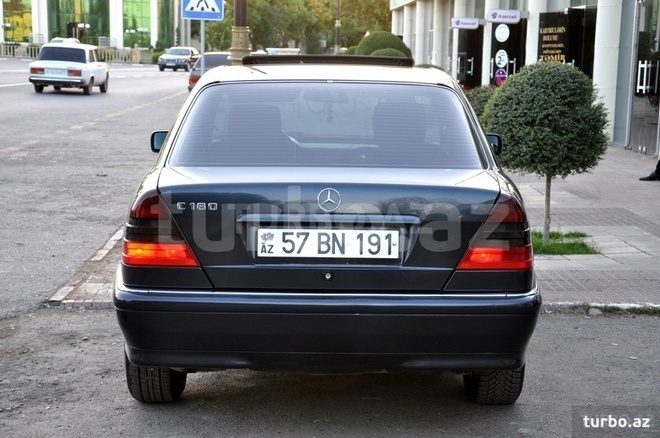 Mercedes C 180 1997, 454,000 km - 1.8 l - Saatlı