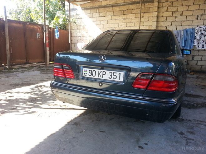 Mercedes E 230 1996, 285,000 km - 2.3 l - İmişli
