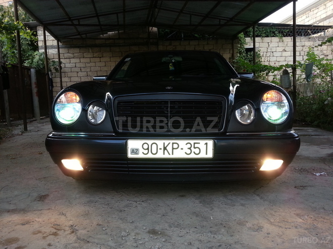 Mercedes E 230 1996, 285,000 km - 2.3 l - İmişli