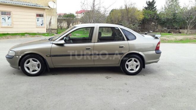 Opel Vectra 1996, 223,000 km - 2.0 л - Bakı