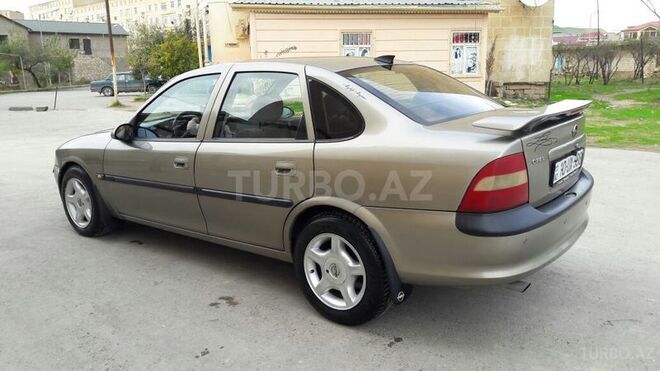 Opel Vectra 1996, 223,000 km - 2.0 л - Bakı