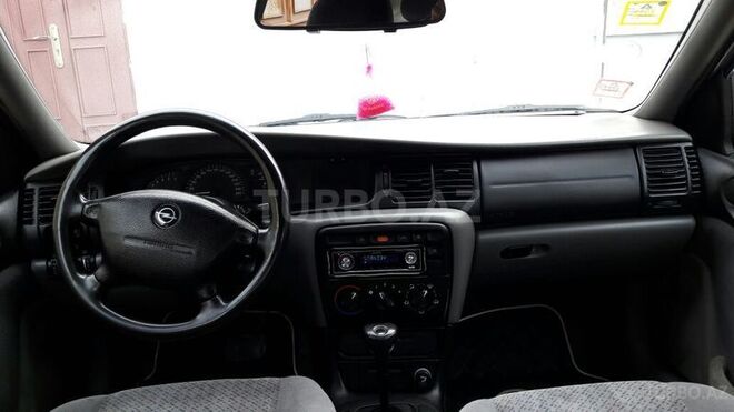 Opel Vectra 1996, 223,000 km - 2.0 л - Bakı