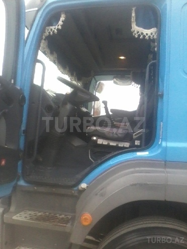 Mercedes Atego 1828 1999, 404,186 km - 6.4 l - Şamaxı