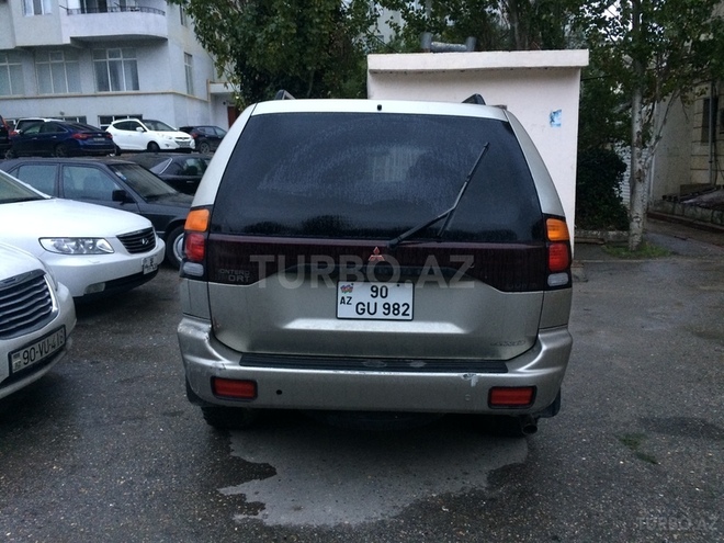 Mitsubishi Montero 2000, 240,000 km - 3.5 л - Bakı