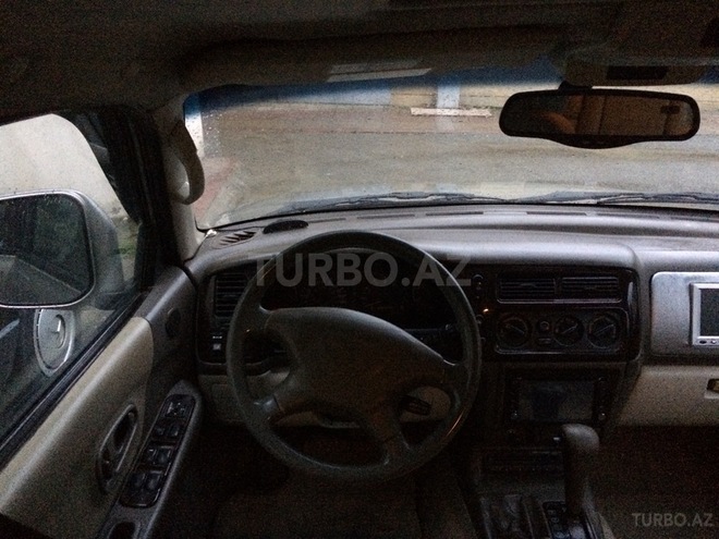 Mitsubishi Montero 2000, 240,000 km - 3.5 л - Bakı