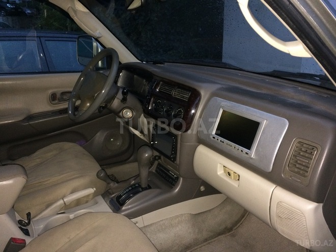 Mitsubishi Montero 2000, 240,000 km - 3.5 л - Bakı