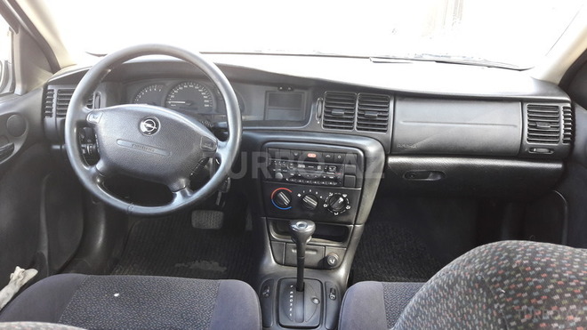 Opel Vectra 1999, 179,000 km - 1.6 л - Bakı