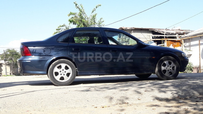 Opel Vectra 1999, 179,000 km - 1.6 л - Bakı