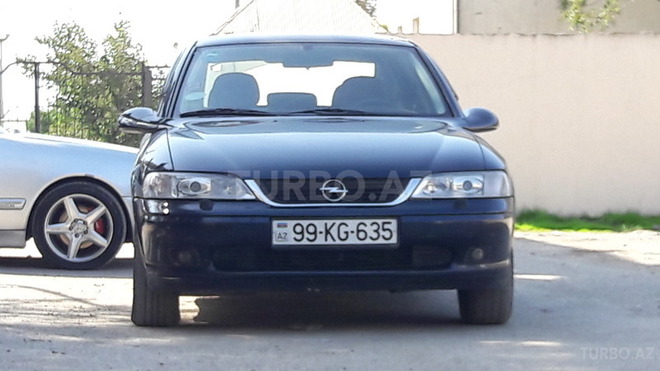 Opel Vectra 1999, 179,000 km - 1.6 л - Bakı