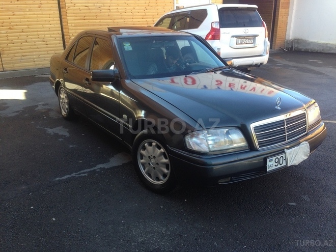 Mercedes C 180 1994, 300,000 km - 0.2 л - Qəbələ