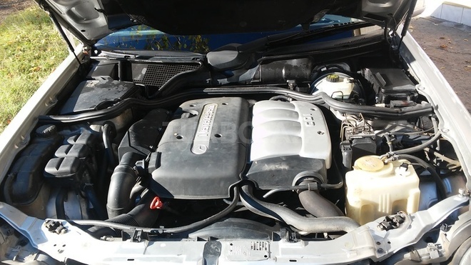 Mercedes E 220 2000, 330,000 km - 2.2 l - Mingəçevir
