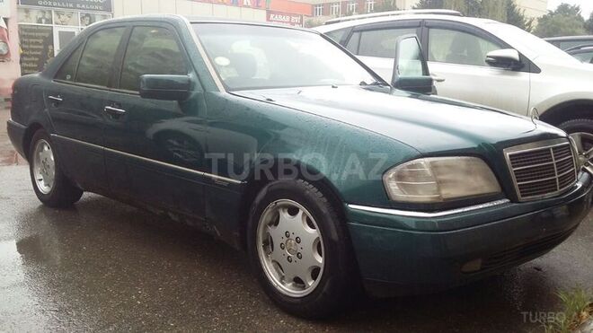 Mercedes C 220 1995, 285,000 km - 2.2 l - Bakı