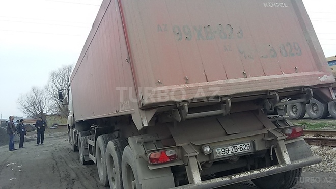 Mercedes Axor 1843 2008, 560,000 km - 4.3 l - Bakı
