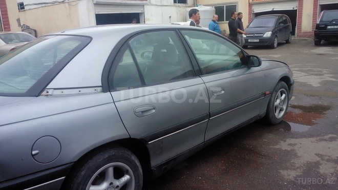 Opel Omega 1995, 190,444 km - 0.2 l - Bakı