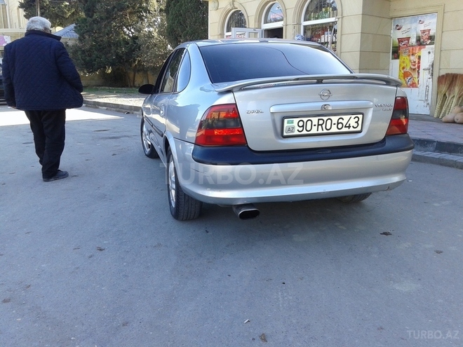 Opel Vectra 1996, 177,000 km - 1.8 l - Bakı